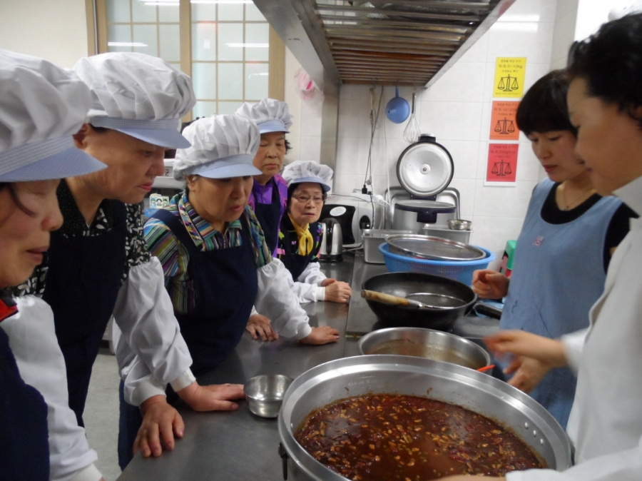 경남공동모금회 기획사업 8차 요리교실을 진행하였습니다.#2